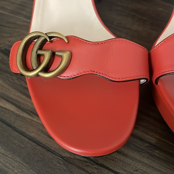 Gucci GG Marmont Sandals - Picture 6 of 8